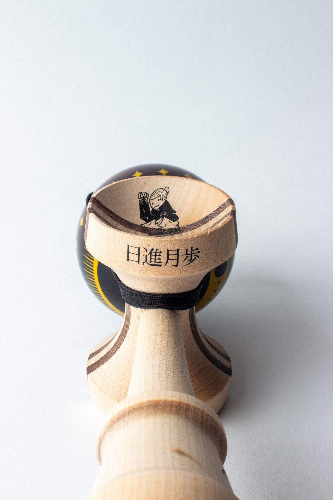 Kendama Pro „Solar Eclipse” – Puterea Universului în Mâinile Tale 🌑✨