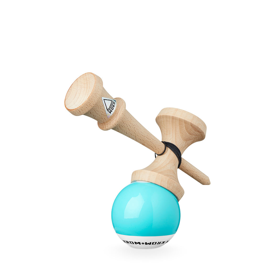 Kendama KROM Pop Aqua – Culoare Fresh și Performanță Garantată 🌊