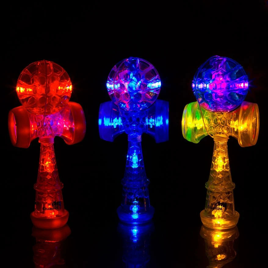 🪀 Kendama LED Luminoasă – Distracție Strălucitoare pentru Toate Vârstele!
