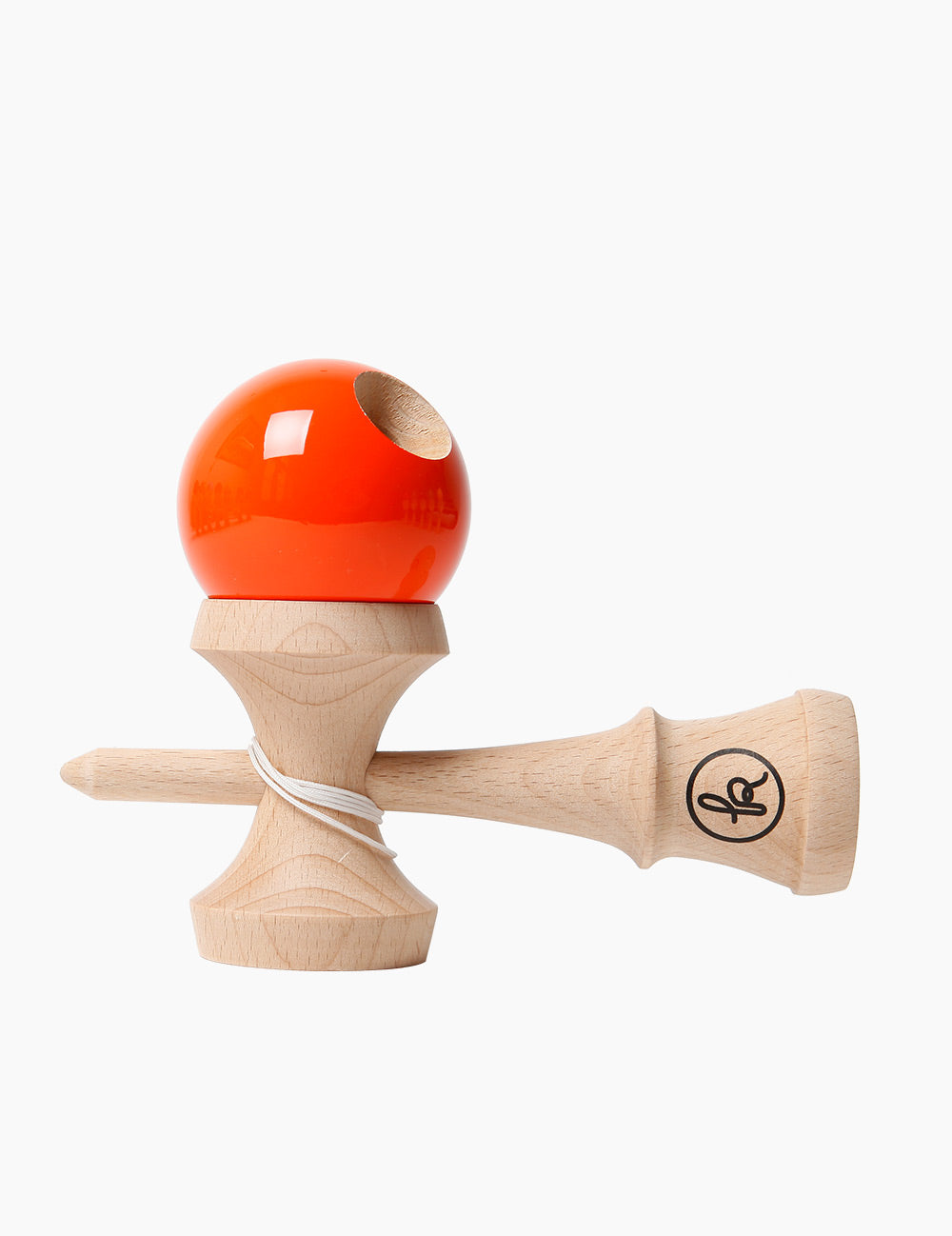 🟠 Kendama Clasică cu Bilă Portocalie – Energie și Distracție 🟠