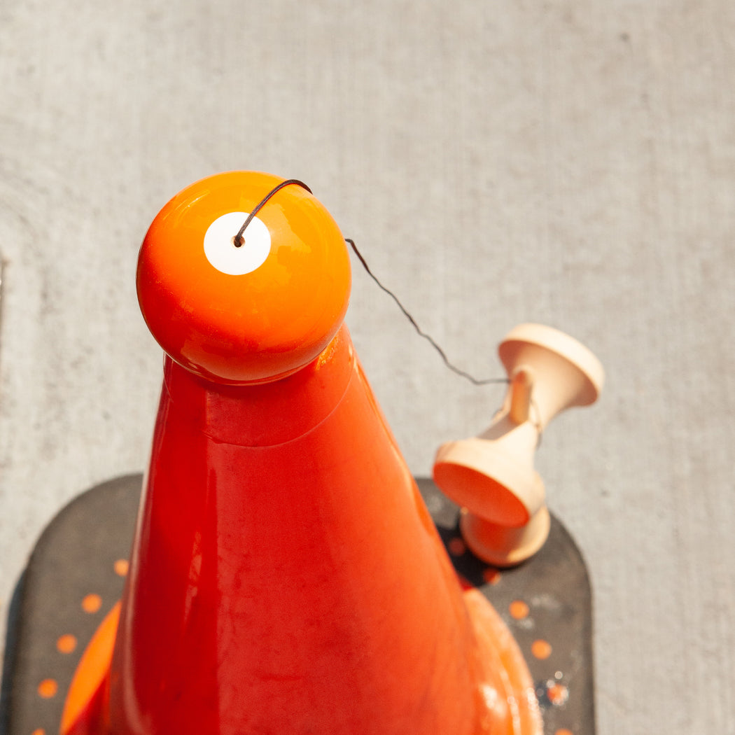 Kendama KROM POP LOL ORANGE – Originală, din lemn de calitate