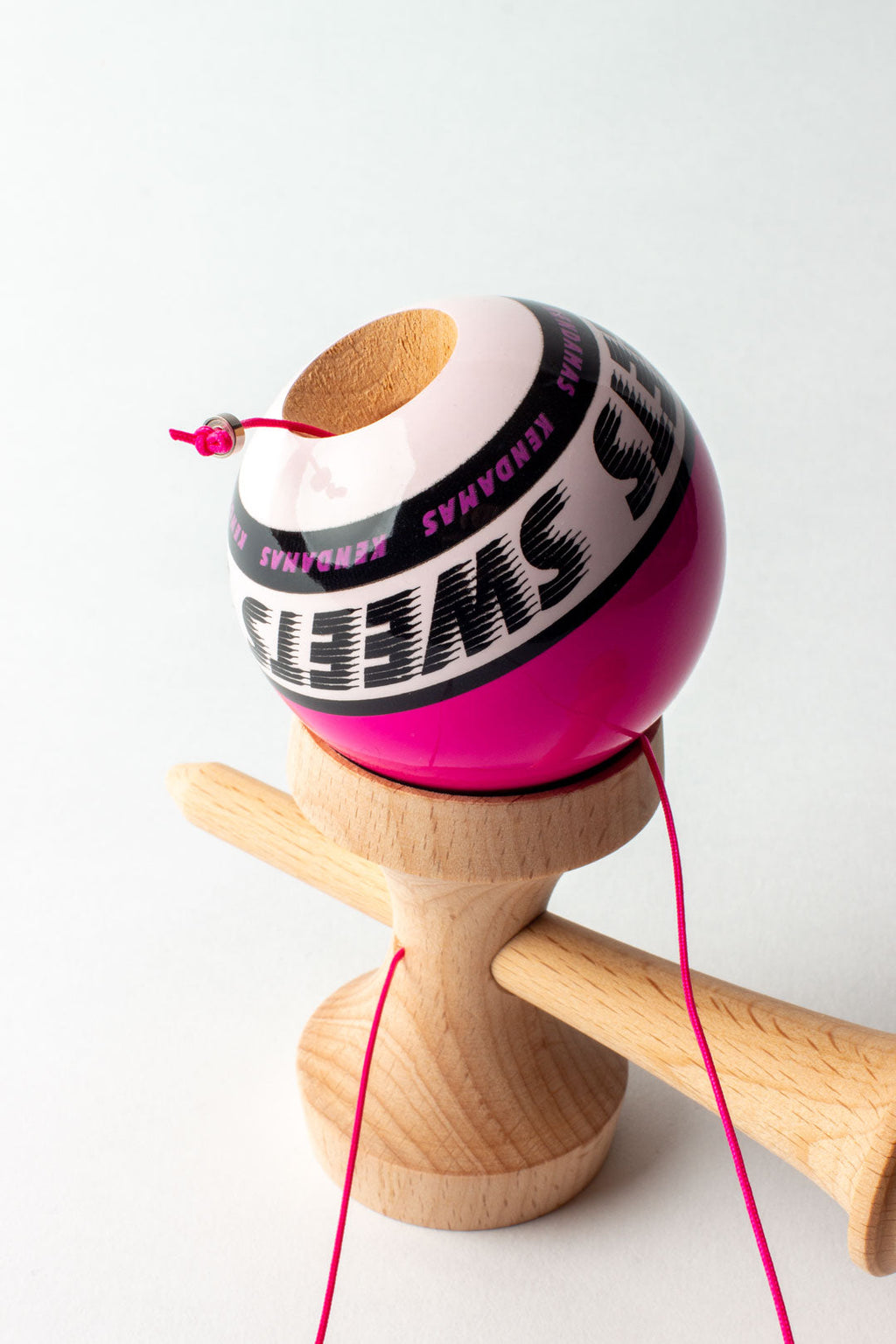 🎯 Kendama Sweets Starter – Pink | Ușor de învățat, distractiv de jucat