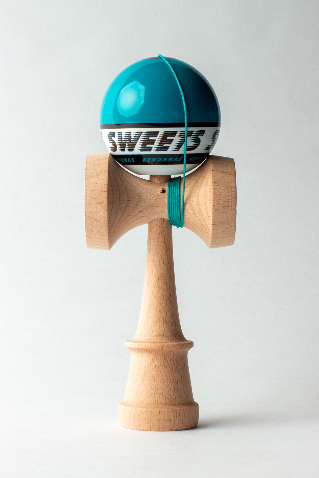 🎯 Kendama Sweets Starter – Teal | Perfectă pentru trick-uri și distracție