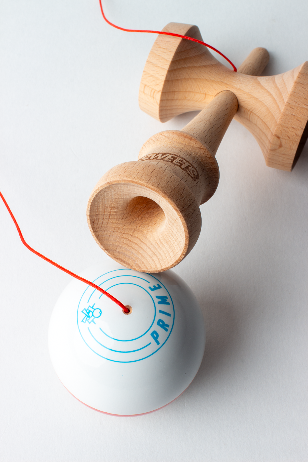 🎯 Kendama Sweets Sport Stripe – Racer | Trackability la cel mai înalt nivel