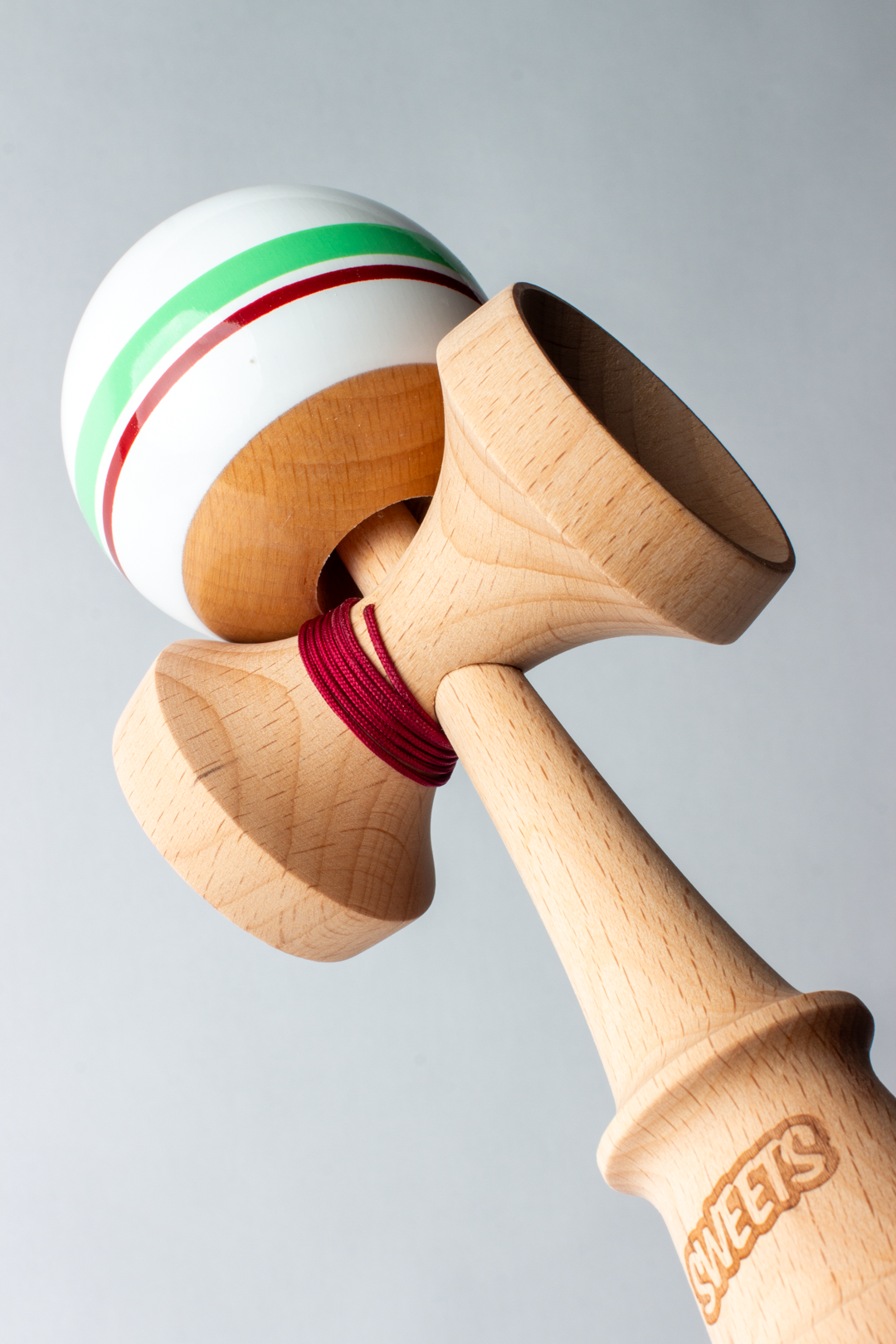 🎯 Kendama Sweets Sport Stripe – Avalanche | Trackability și control absolut