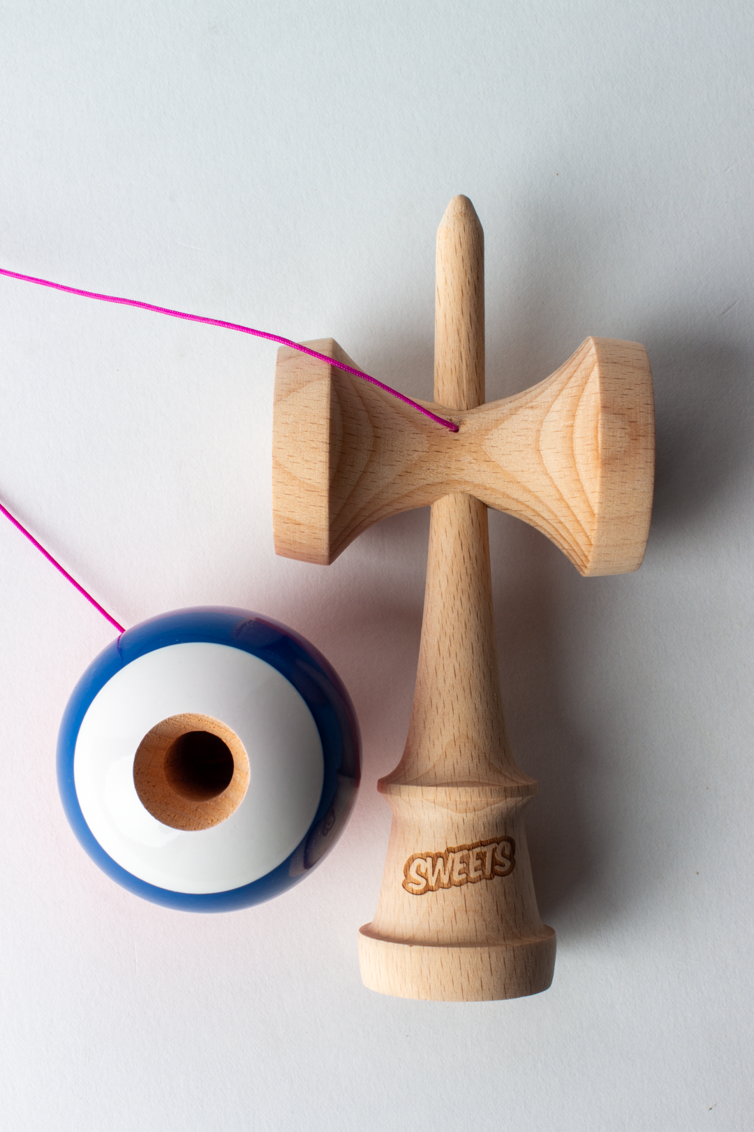 🎯 Kendama Sweets Classic 5 Stripe – Slushy | Culoare, stil și control în joc