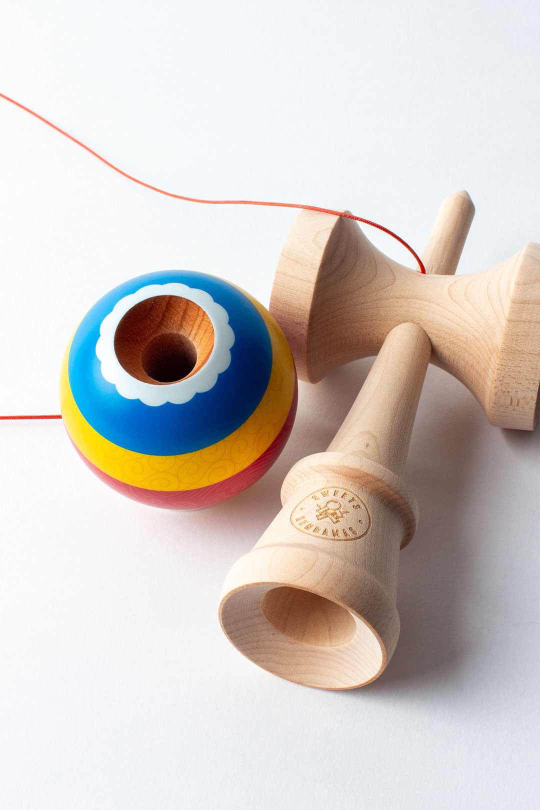 🎯 Kendama Sweets Lab V37 – The Captain | Anime Edition, Legend Shape