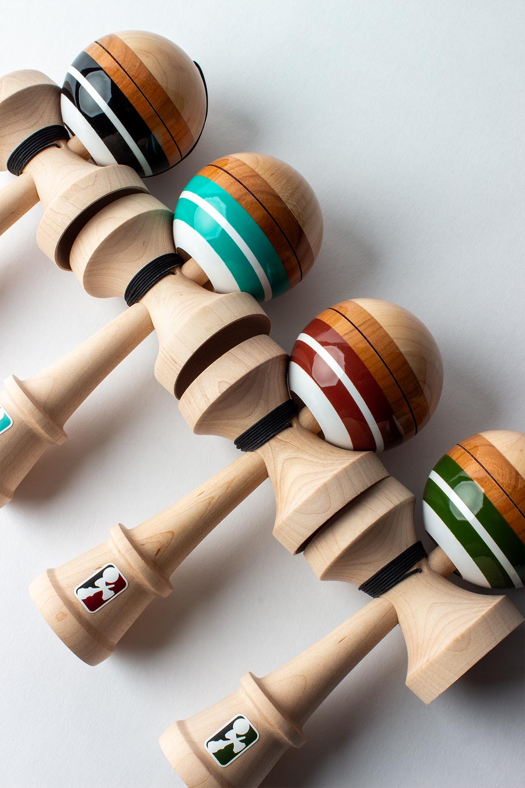 Kendama SWEETS LEAGUE CLASSIC – BLACK – LEGEND SHAPE