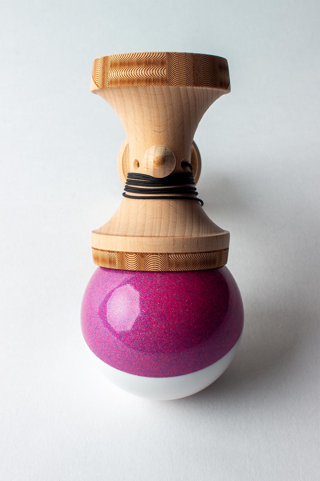 Kendama DISCO BOBBER – PINK – BROKEN SHAPE