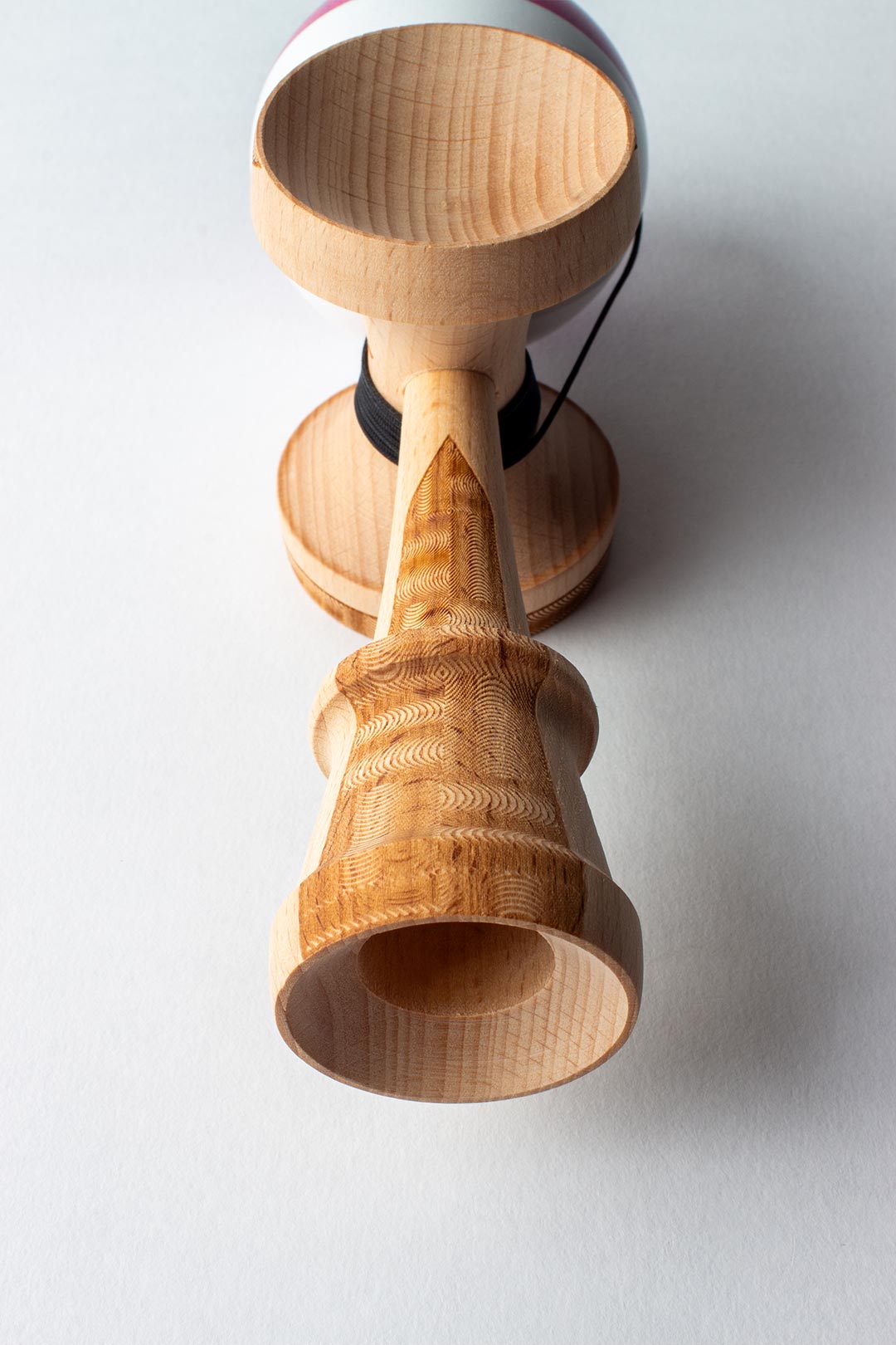 Kendama DISCO BOBBER – PINK – BROKEN SHAPE