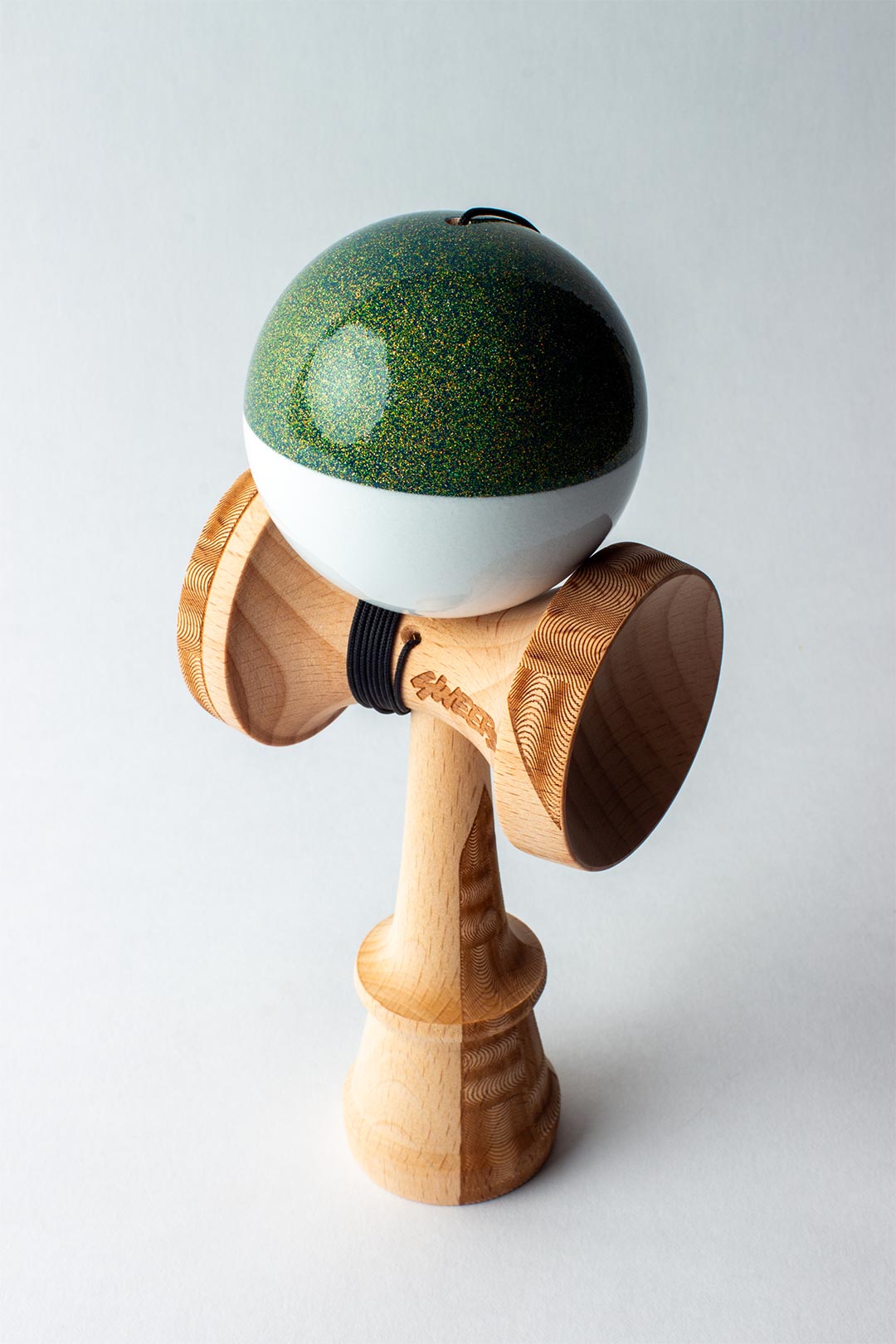 Kendama DISCO BOBBER – GREEN – BROKEN SHAPE