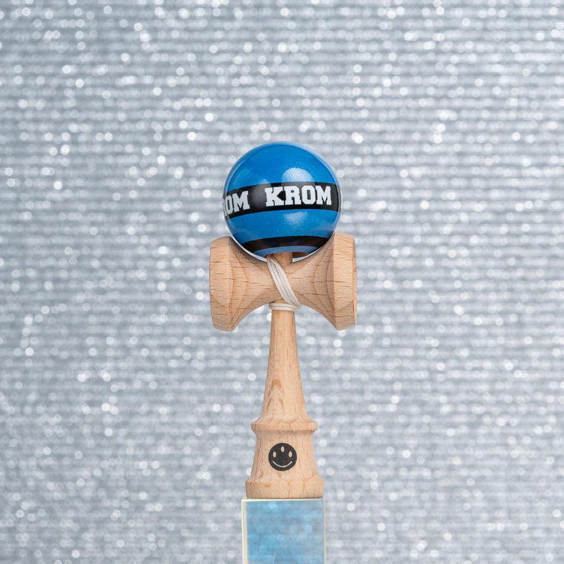 🎯 KROM MIKRO | Kendama de buzunar, distracție în mărime completă